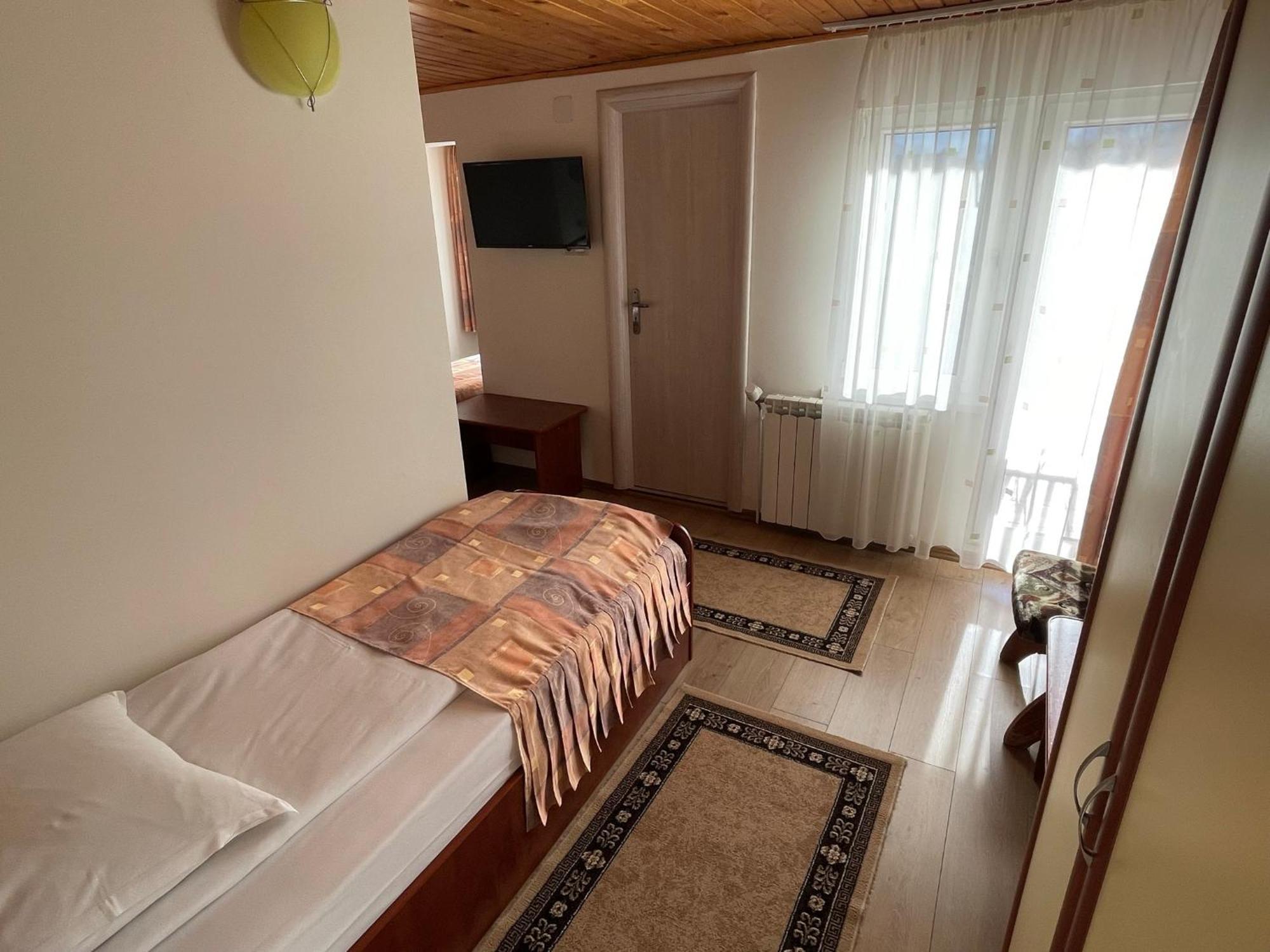 Vila Niculina Moieciu de Jos Bagian luar foto